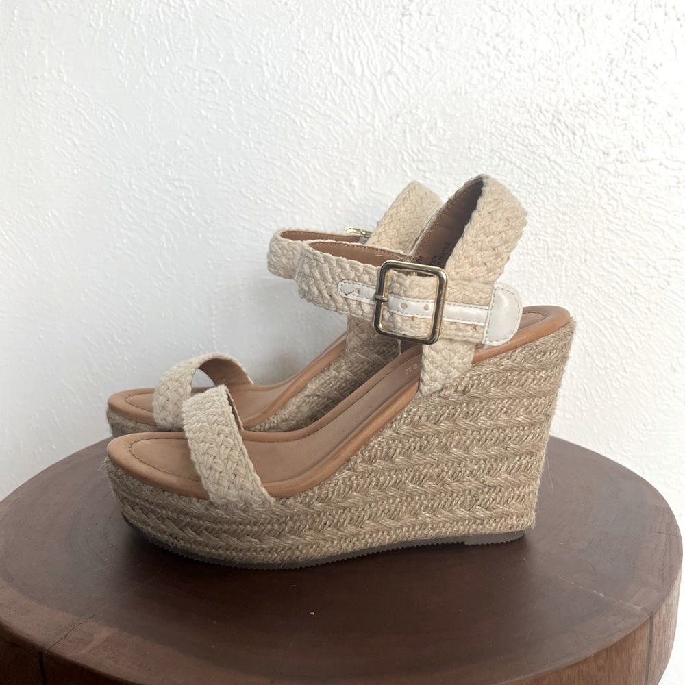 Madden Girl Vanessa Espadrille Wedges + Off White and Tan + Women’s Size 7 + EUC